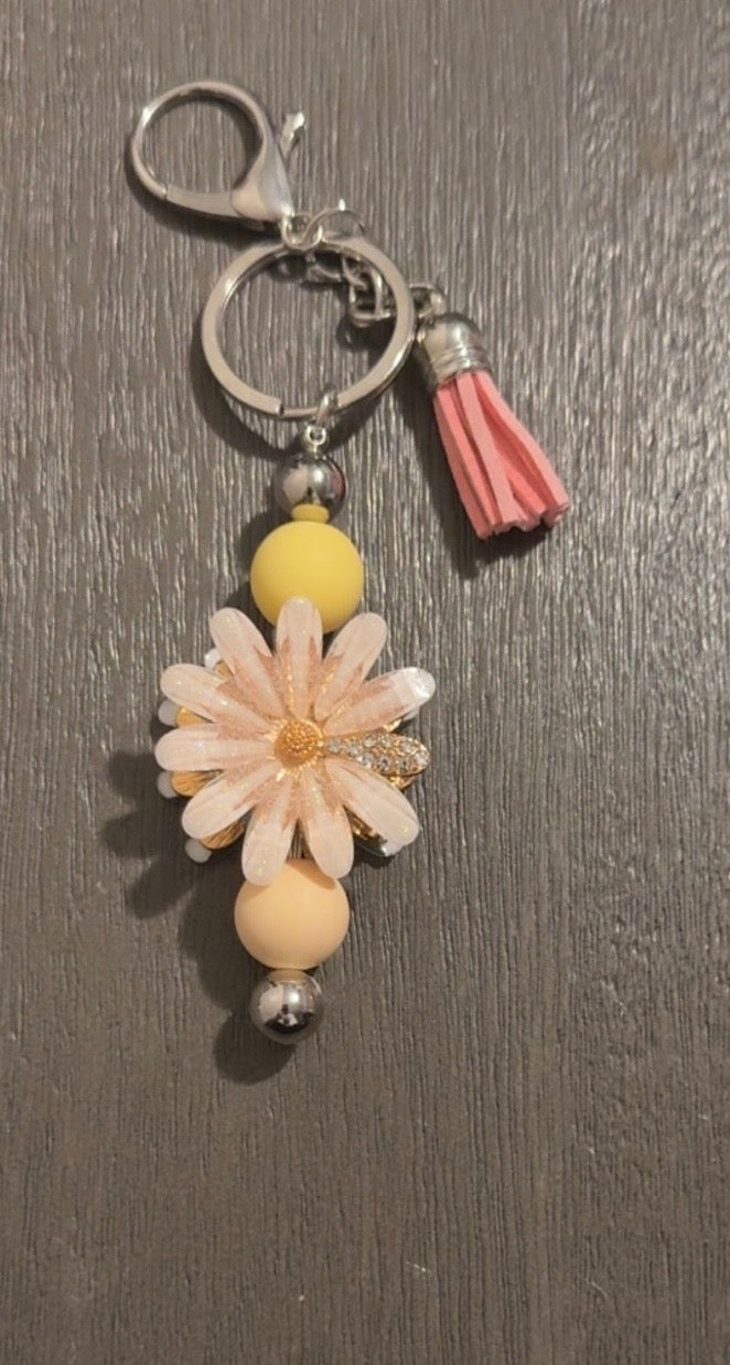 Daisy Keychain